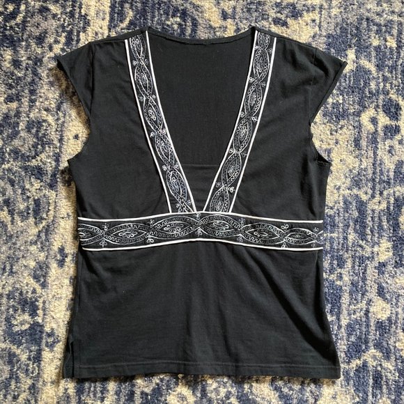 Black and white cap sleeve shirt with embroidery - cotton - Size Medium - Picture 4 of 6